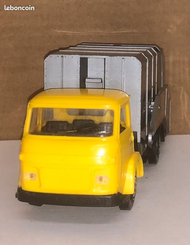 Coffret Chantier Norev : Camion Benne Saviem - Modèle Réduit C47299 - Neuf