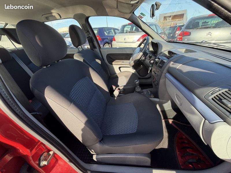 Renault CLIO II 1.2 16V 75CH THALIA 5P (image 12)
