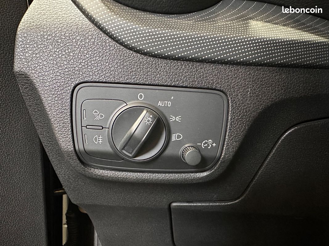 AUDI Q2 Q2 116 ch/Suivie et Entretient du véhicule/Garantie 12 mois/Virtual cockpit (image 9)