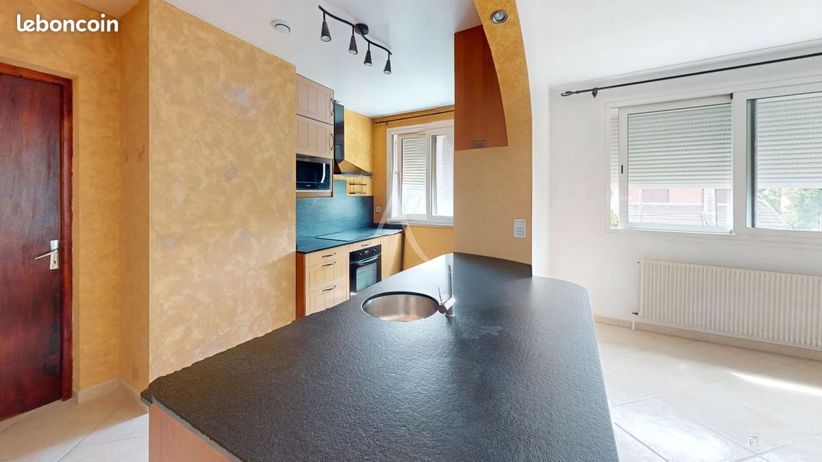 Appartement a louer - 4 pièce(s) - 76 m2 - Surfyn