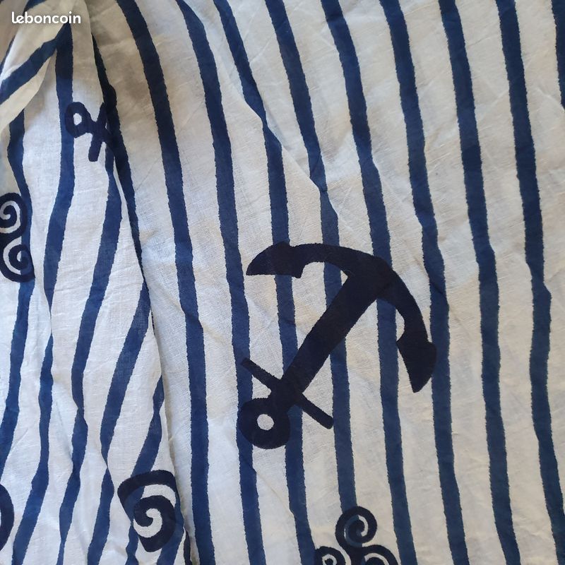 Étole marinière motifs triskell et ancre (image 5)