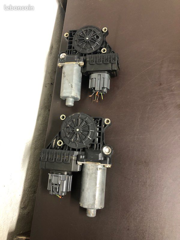 Moteur lève vitre avant gauche Ford mondeo mk3 2002 (image 2)