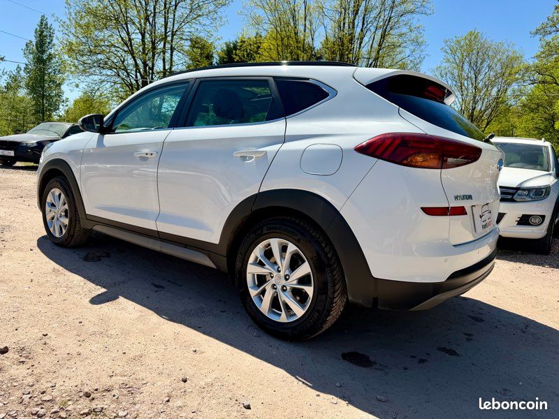 Hyundai tucson 1.6l crdi 115cv phase 2 finition creative 202.000kms 11/2018 toit panoramique ouvrant gps ecran tactile bluetooth (image 4)