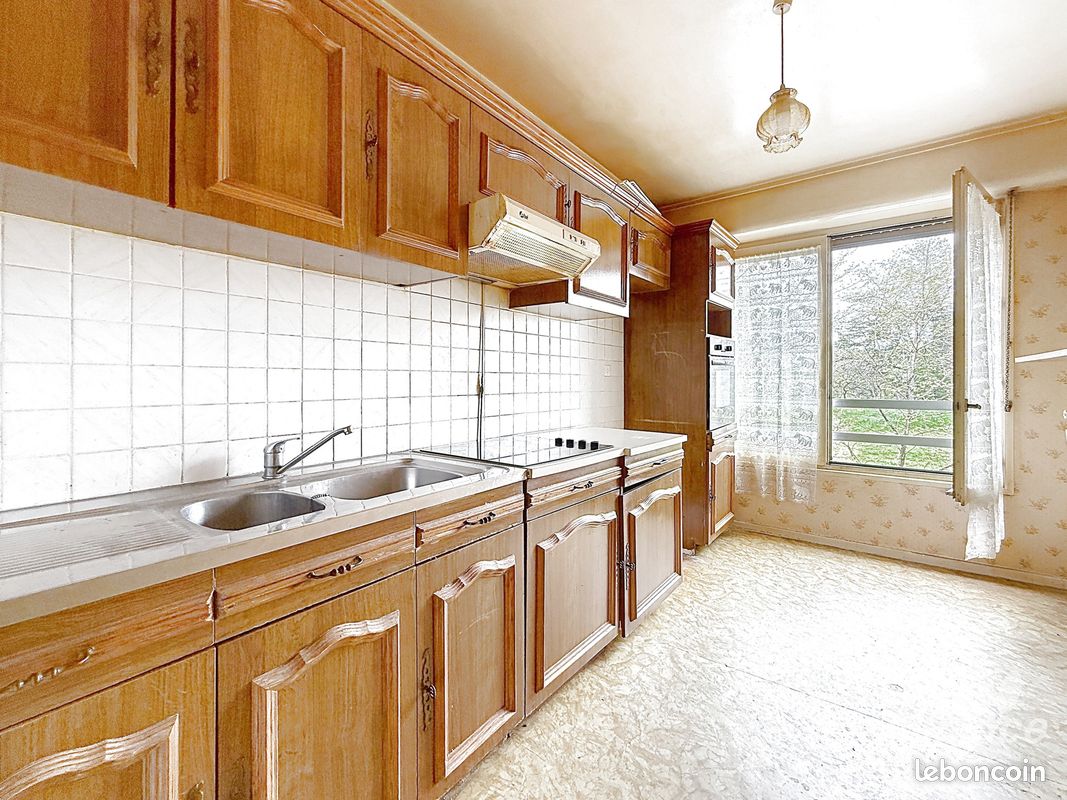 Appartement 3 pièces 64 m² · à Montbéliard · 64 m² · 27 500 €