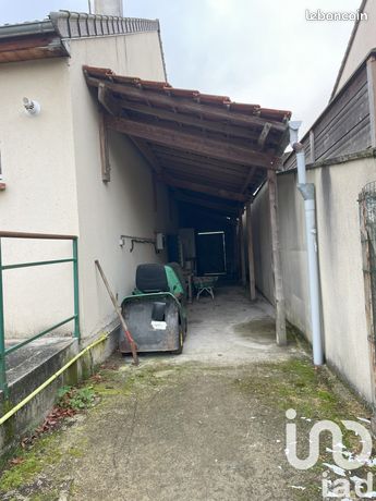 https://img.leboncoin.fr/api/v1/lbcpb1/images/ef/84/67/ef84675a593c90b363053bc4323c34d8b622572e.jpg?rule=ad-image