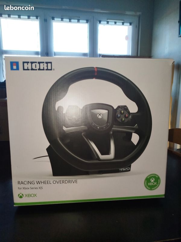 Volant pour Xbox Hori (image 1)