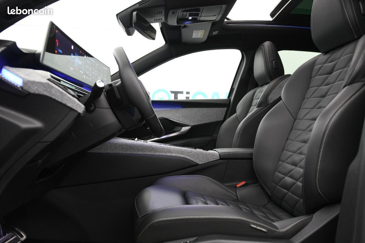 PEUGEOT 3008 Plug-in Hybrid 195 e-DCS7 GT FULL (image 8)