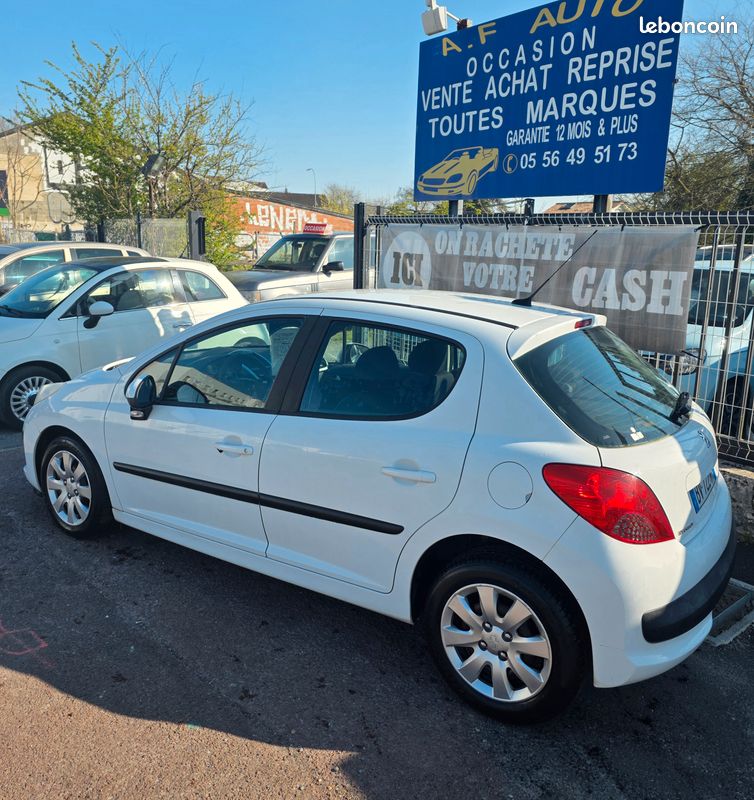 Peugeot 207 1.4 hdi 70 trendy garantie 3 mois (image 5)