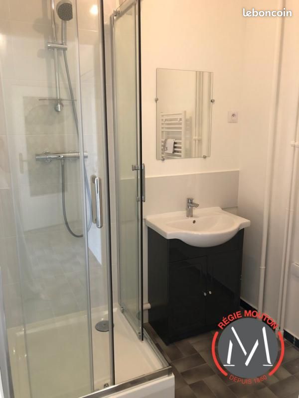 Appartement a louer rillieux-la-pape - 4 pièce(s) - 94 m2 - Surfyn