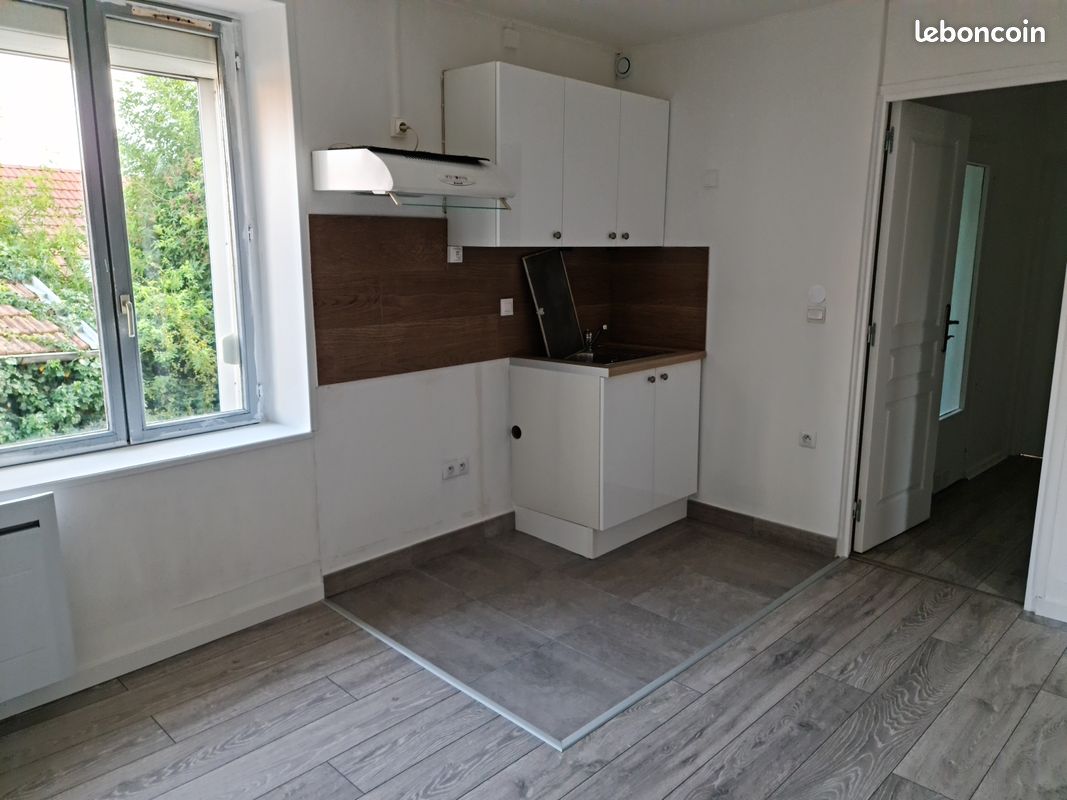 Appartement a louer dole - 2 pièce(s) - 32 m2 - Surfyn
