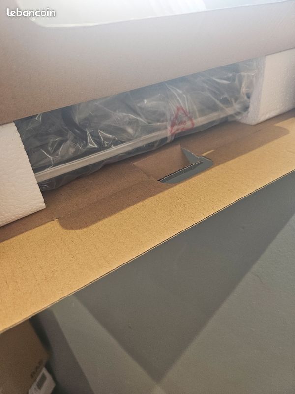 Table induction proline neuve - Électroménager