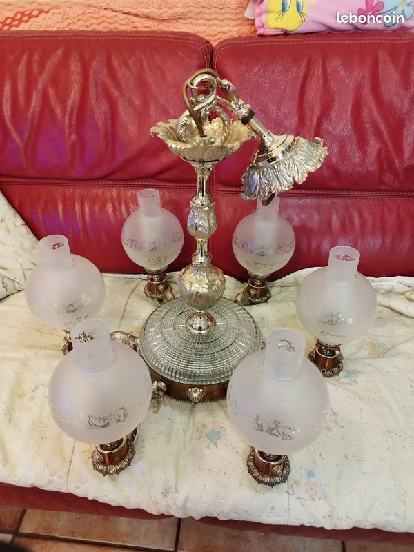 Lustre (image 1)