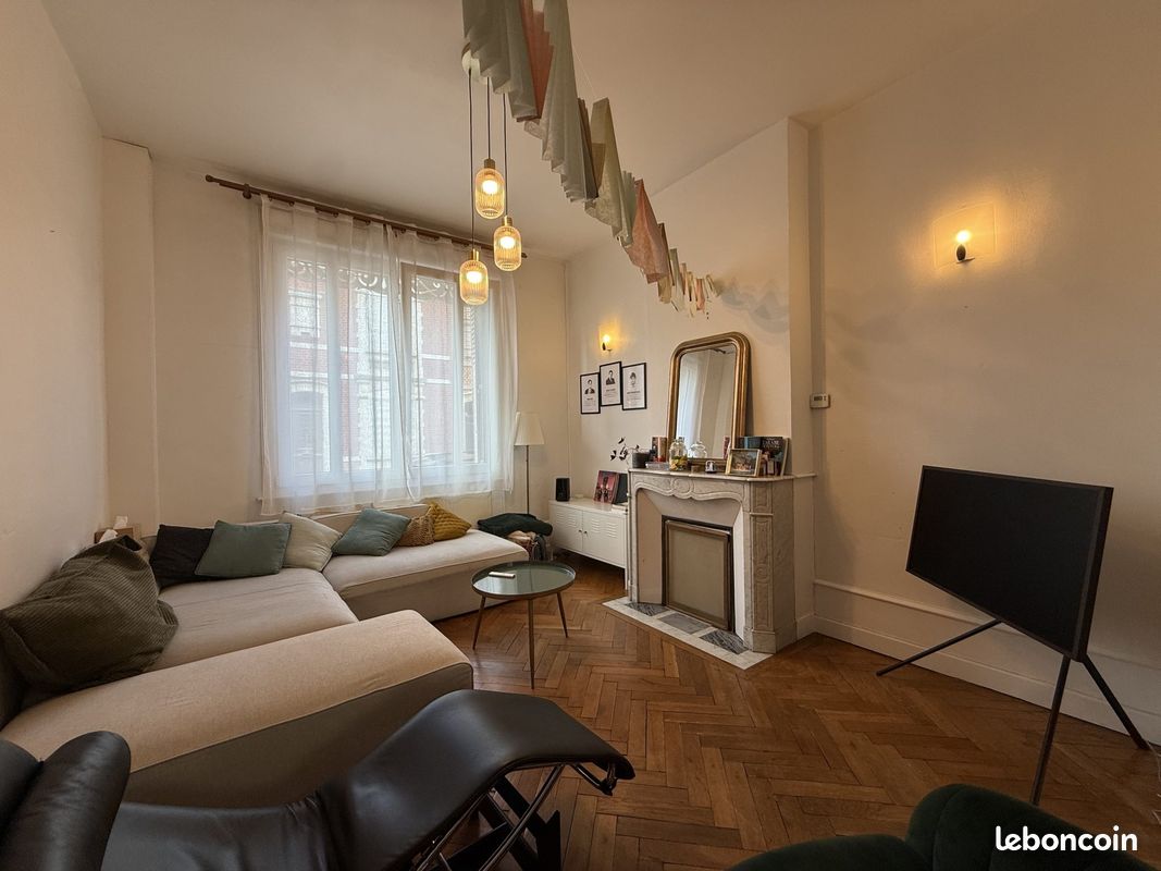 Maison 5 pièces 156 m² · à Amiens · 156 m² · 1 495 €/mois
