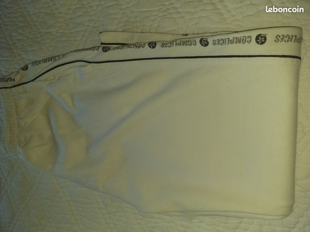 Lot de vêtements pas c (image 1)