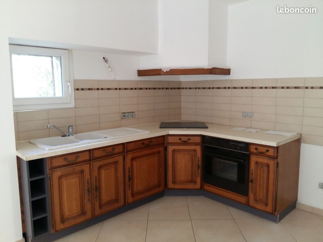 Appartement 3 pièces 85 m² · à Anduze · 85 m² · 667 €