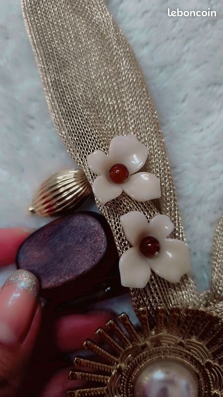 Jewelry (image 3)