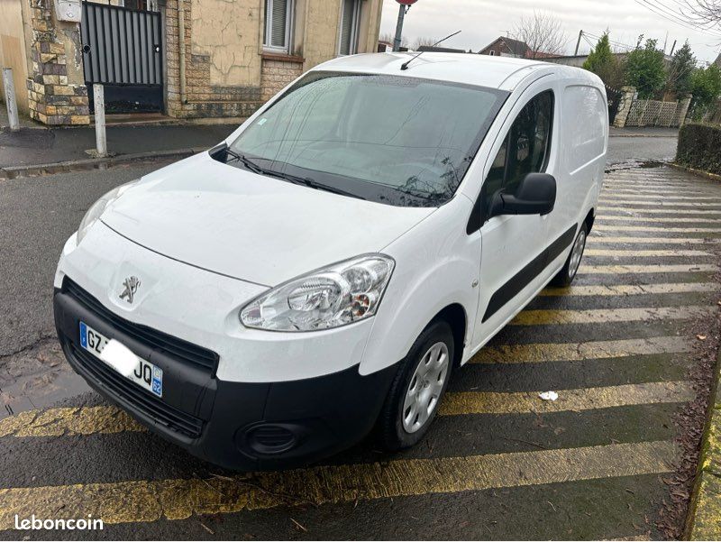 Peugeot partner 1,6 hdi 90ch phase 2 - Utilitaires