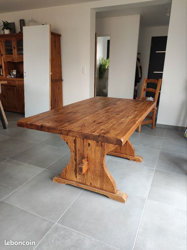 Table de salle à manger (image 3)