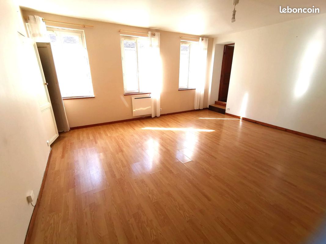 Appartement 3 pièces 60 m² · à Chaumont-en-Vexin · 60 m² · 135 000 €