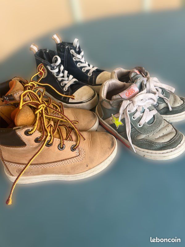 Chaussures d enfants (image 1)
