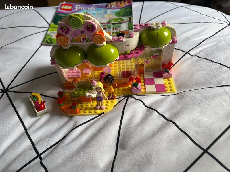 Lego (image 1)