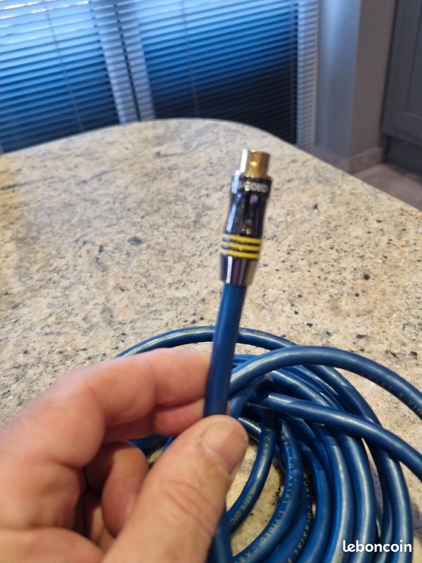 QED S video Coaxial cable 5 metres (image 2)