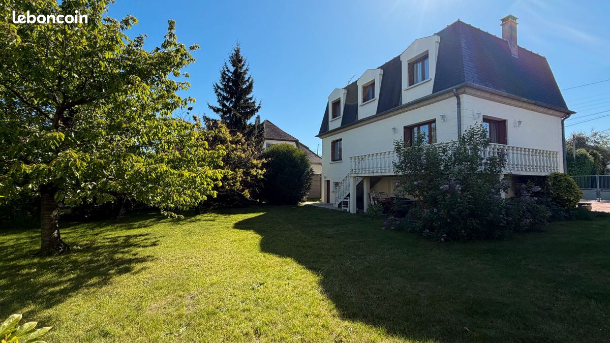 Maison 6 pièces 123 m² · à Livry-Gargan · 123 m² · 479 000 €