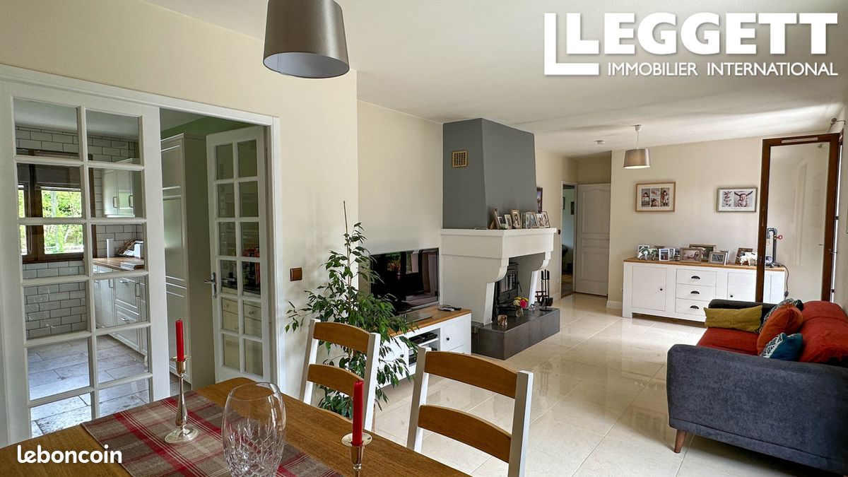 Maison 8 pièces 153 m² - Val-de-Cognac 16370 Saint-Sulpice-de-Cognac (image principale 4)