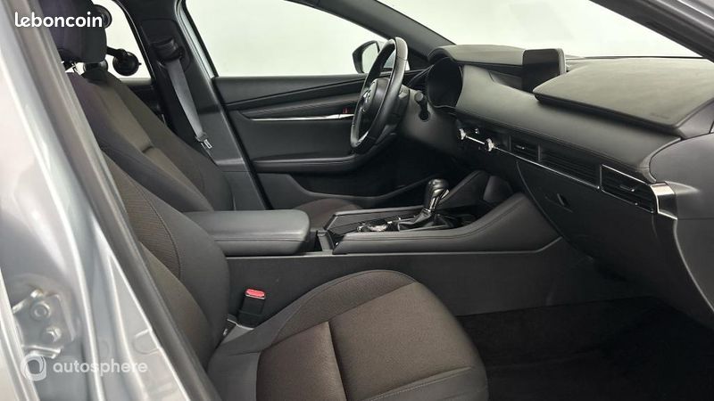 Mazda Mazda3 2.0 e-SKYACTIV-G M-Hybrid 122ch Business Executive BVA 2022 (image 15)