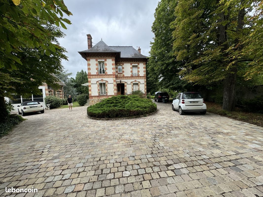 Maison 7 pièces 172 m² · à Briis-sous-Forges · 172 m² · 875 000 €