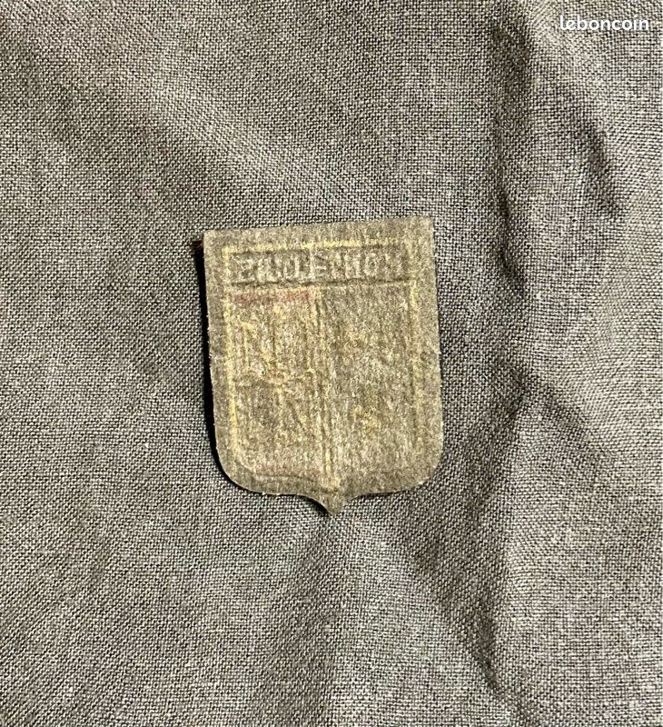 Patch brodé Montlouis (image 2)