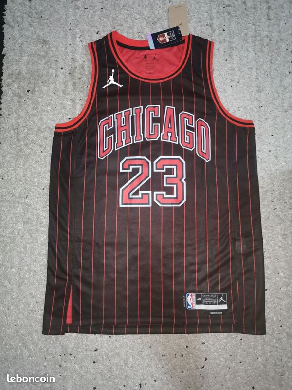 Maillot NBA Chicago Bulls Jordan #23 – Édition Classique Noire