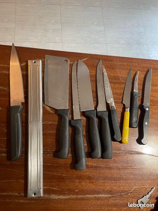 Kit couteaux + barre magnétique (image 1)