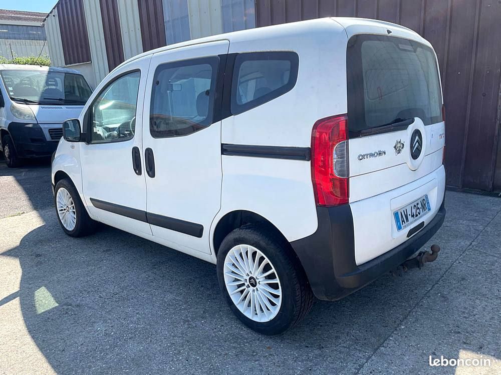 Citroen nemo 1.4 hdi 68cv boite automatique hs en l\'etat 2010 (image 3)