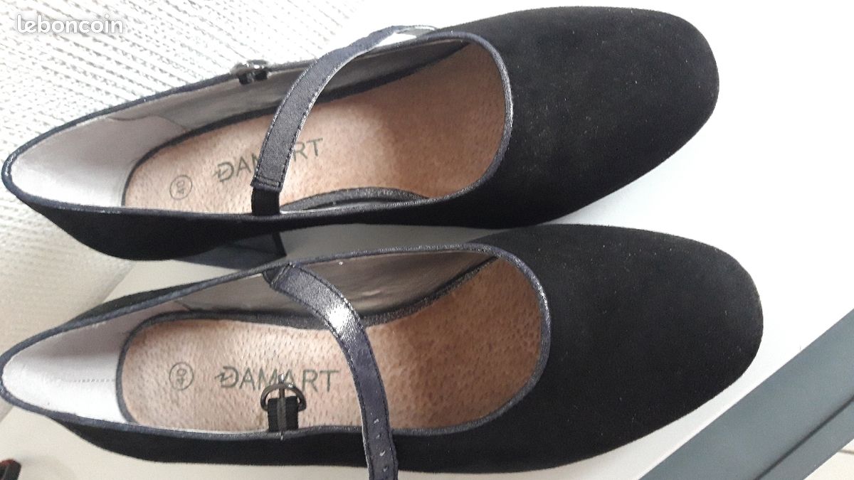 Chaussures Damart simili daim T40 (image 1)