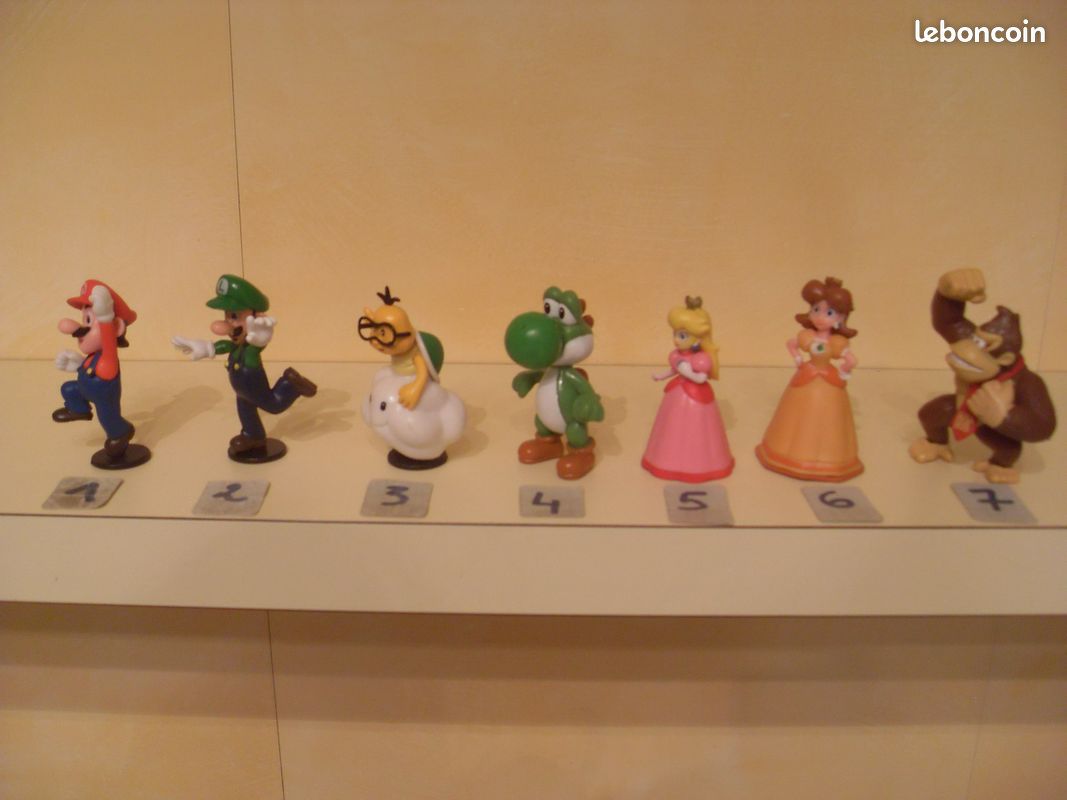 Figurines MARIO, LUIGI, LAKITU, PRINCESSE PEACH, PRINCESSE DAISY, DONKEY  KONG - Jeux & Jouets