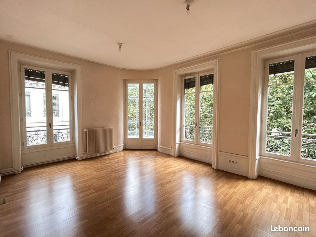 Appartement 4 pièces 92 m² · à Lyon · 92 m² · 1 591 €