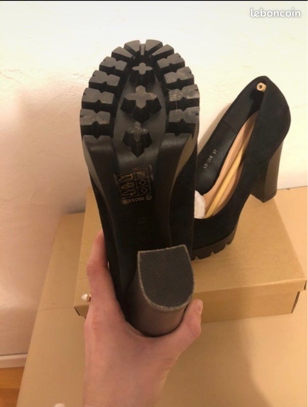 Escarpin noir T37 (image 4)
