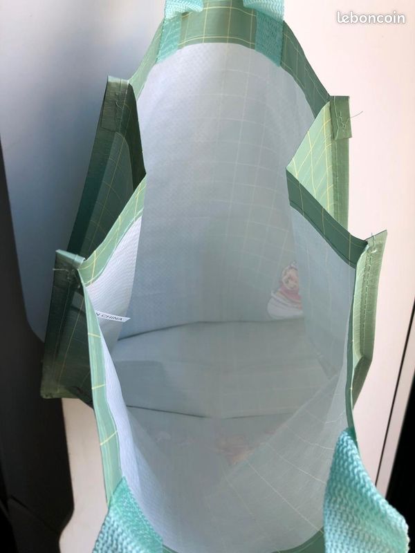 Sac Disney Winnie l’ourson 🇰🇷 grande capacité (image 3)
