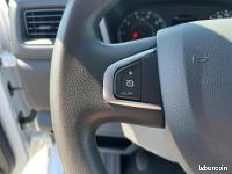 Renault Master Fg F3500 L2H2 2.3 Blue dCi 135ch Confort Euro6E (image 16)