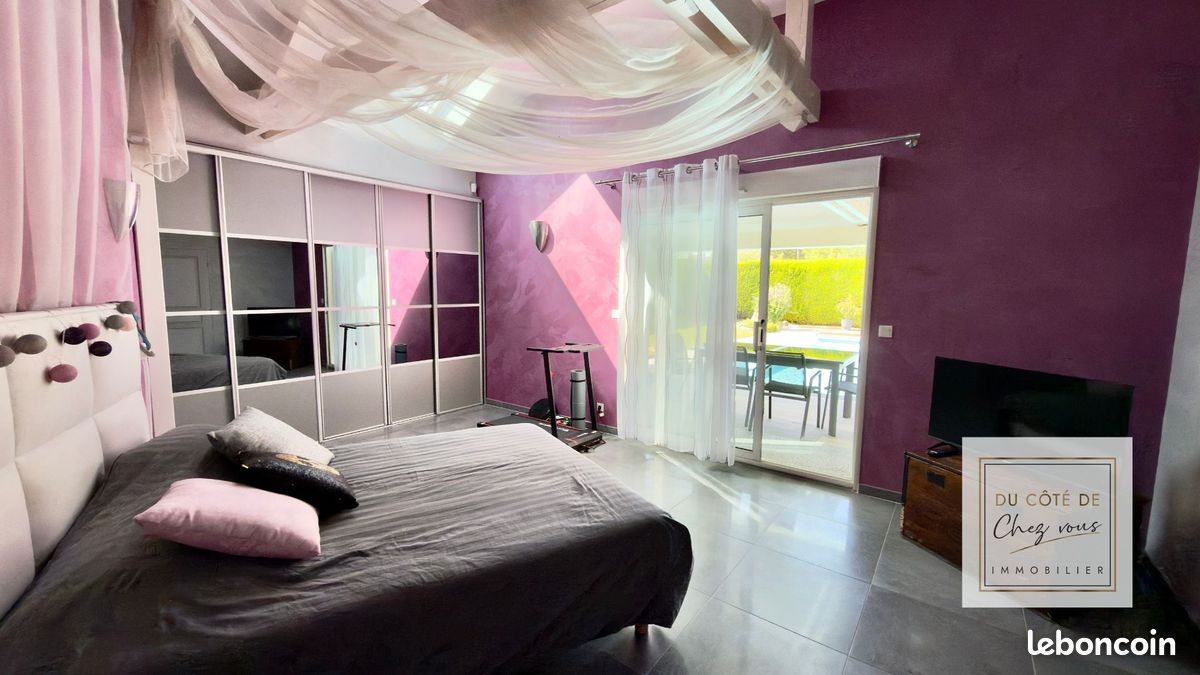 Propriété 8 pièces 260 m² (image 14)