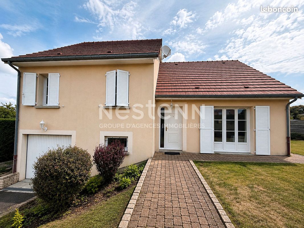 Maison 7 pièces 154 m² · à Chaumont · 154 m² · 1 290 €/mois