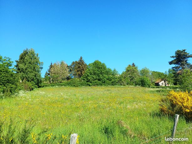Terrain 2018 m² Bellevue-la-Montagne