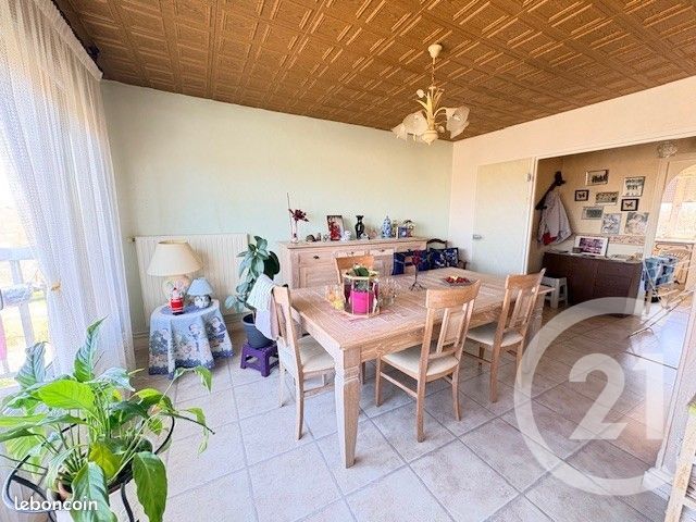 Appartement 5 pièces 92 m² · à Bourg-en-Bresse · 92 m² · 130 000 €