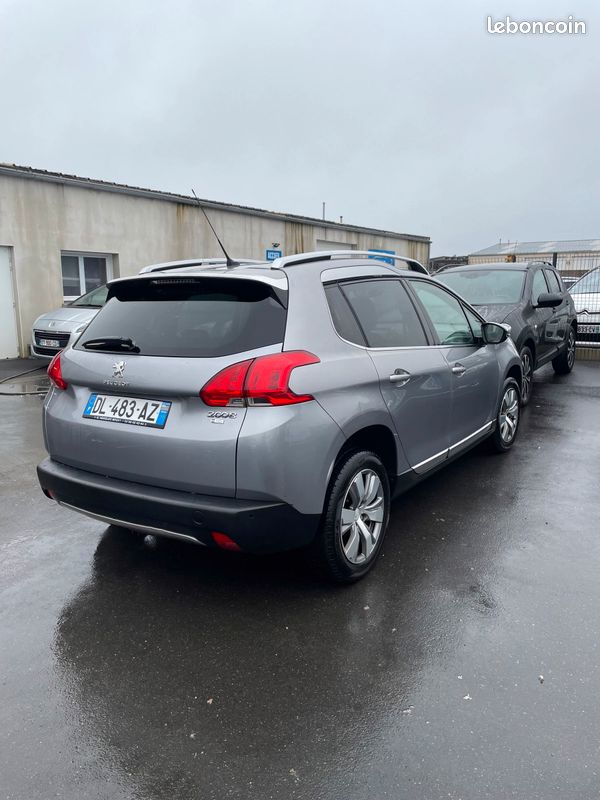 Peugeot 2008 electrique Carquefou 44