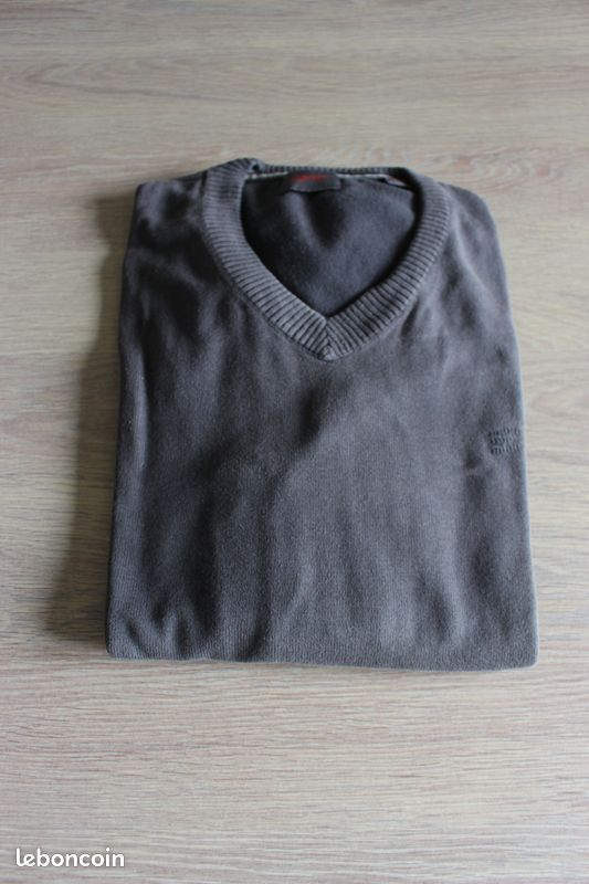 Pull col en V manches longues gris foncé L Esprit (image 1)