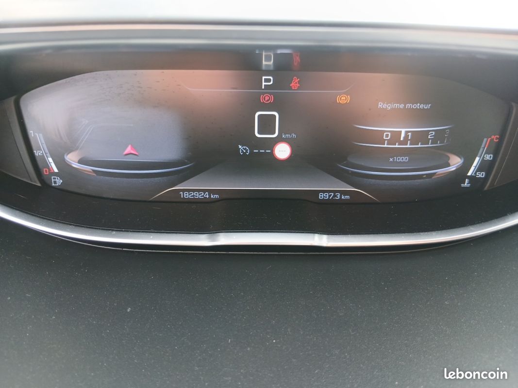 PEUGEOT 5008 130Ch Garantie 12 mois (image 22)