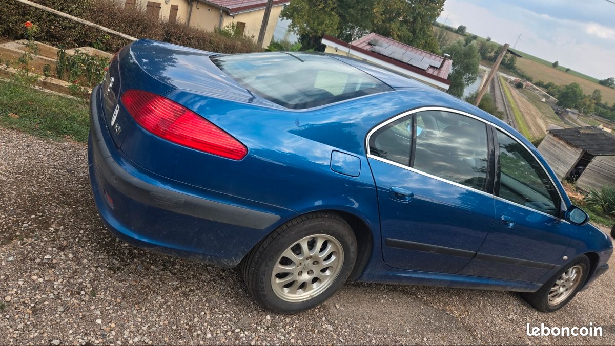 Peugeot 607 (image 2)