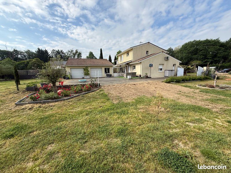 Maison 5 pièces 127 m² · à Salleboeuf · 127 m² · 295 000 €
