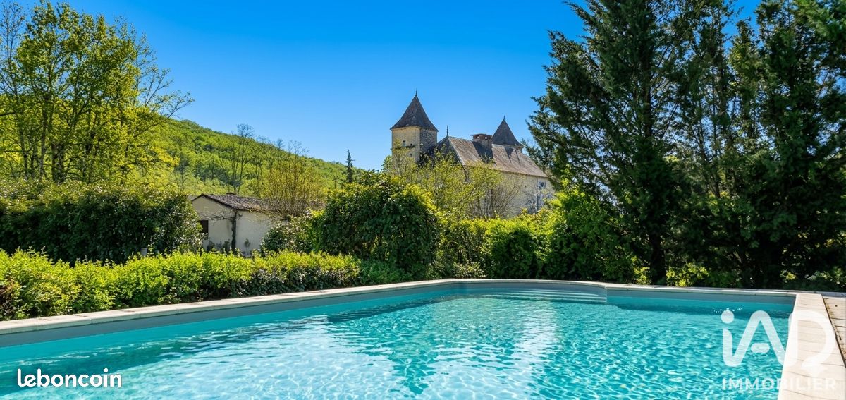 Maison 22 pièces 348 m² · à Léobard · 348 m² · 719 000 €
